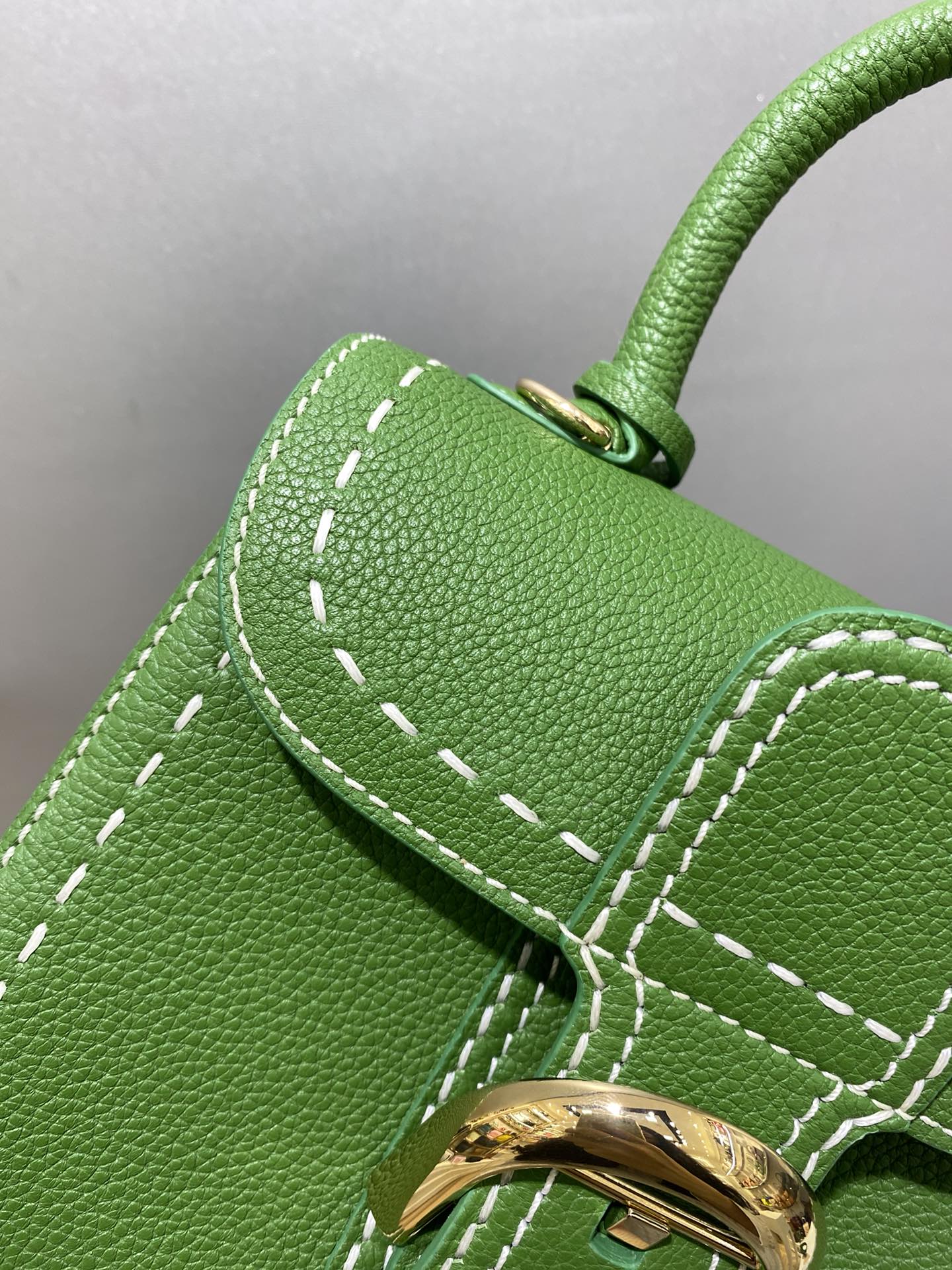 델보 브리앙 박스백 미니